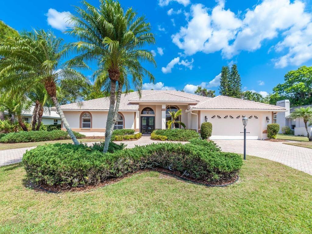 5644 Country Lakes Dr, Sarasota, FL 34243 MLS A4182045