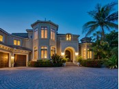 Features List - Single Family Home for sale at 25 Lighthouse Point Dr, Longboat Key, FL 34228 - MLS Number is A4503359