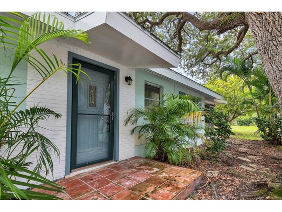 Welcome to 8456 Midnight Pass Rd. Your piece of Paradise. - Single Family Home for sale at 8456 Midnight Pass Rd, Sarasota, FL 34242 - MLS Number is A4506293