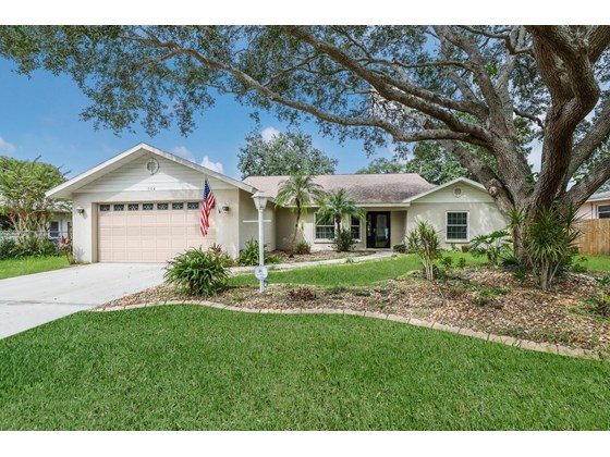 Single Family Home for sale at 908 72nd St Nw, Bradenton, FL 34209 - MLS Number is A4512816