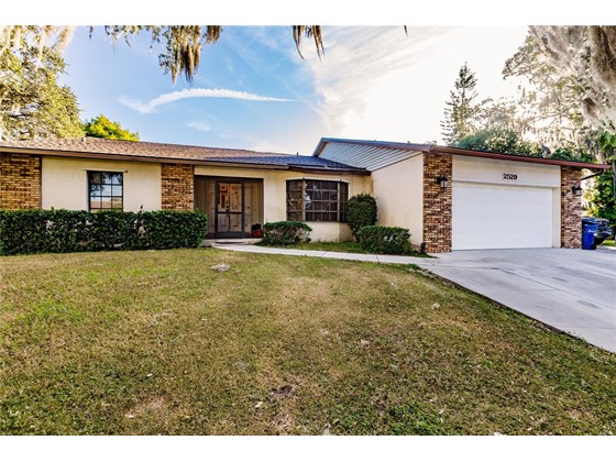 Single Family Home for sale at 2529 Rustic Oaks, Sarasota, FL 34232 - MLS Number is A4515737