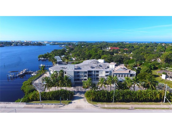 Overlooking Dona Bay! - Condo for sale at 516 Tamiami Trl S #405, Nokomis, FL 34275 - MLS Number is A4517408