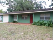 Single Family Home for sale at 662 41st St, Sarasota, FL 34234 - MLS Number is A4518043