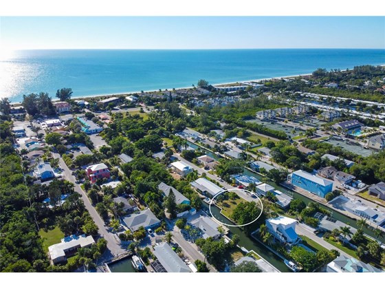 Vacant Land for sale at 656 Tarawitt Dr, Longboat Key, FL 34228 - MLS Number is A4518192