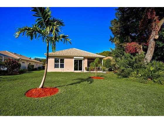 Backyard - Single Family Home for sale at 7184 Drewrys Blf, Bradenton, FL 34203 - MLS Number is A4519019