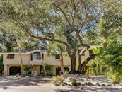 HOA Disclosure - Single Family Home for sale at 5227 Siesta Cove Dr, Sarasota, FL 34242 - MLS Number is A4519271