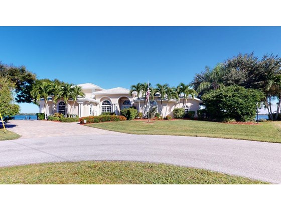 Single Family Home for sale at 12452 Prather Ave, Port Charlotte, FL 33981 - MLS Number is A4519677