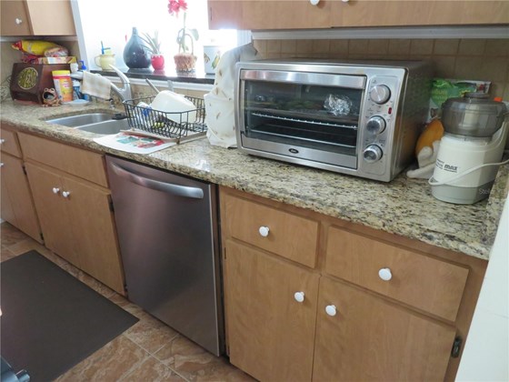 Granite Counters - Single Family Home for sale at 4209 17th Ave W, Bradenton, FL 34205 - MLS Number is N6119166